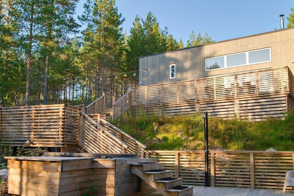 Tretoppen - Ny Moderne Hytte, Unike Finnskogen Torsby Exterior foto
